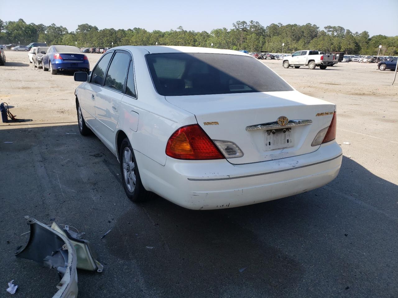 Photo 3 from auction – 2002 TOYOTA AVALON XL with VIN 4T1BF28B82U223046