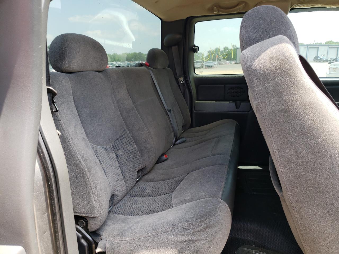 Photo 6 from auction – 2006 CHEVROLET SILVERADO with VIN 1GCEC19X06Z169183