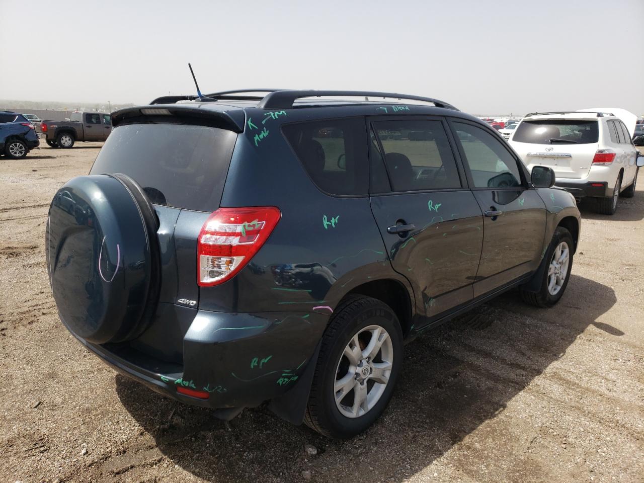 Photo 4 from auction – 2012 TOYOTA RAV4 with VIN 2T3BF4DV8CW235783