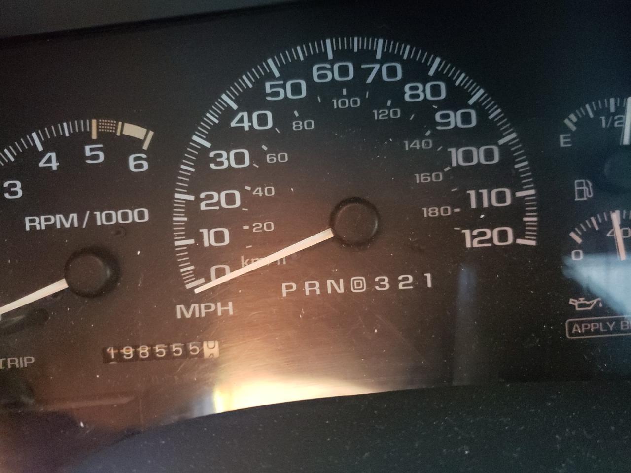 Photo 8 from auction – 2000 CADILLAC ESCALADE L with VIN 1GYEK63R1YR221900