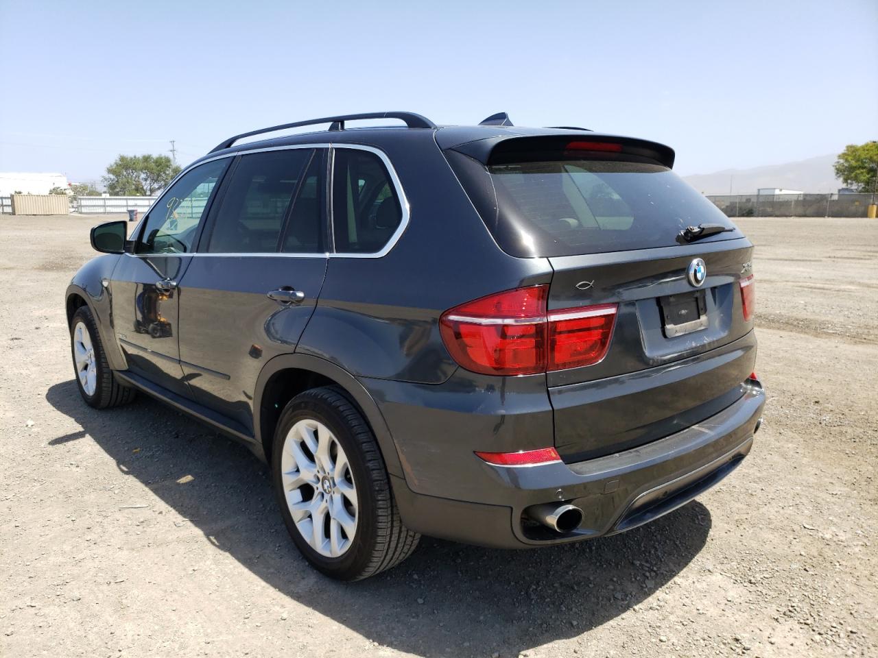 Photo 3 from auction – 2013 BMW X5 XDRIVE3 with VIN 5UXZV4C56D0B19752