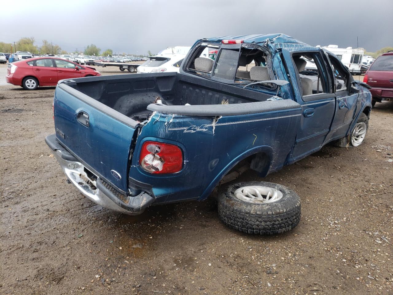 Photo 4 from auction – 2001 FORD F150 SUPER with VIN 1FTRW08L41KF48593