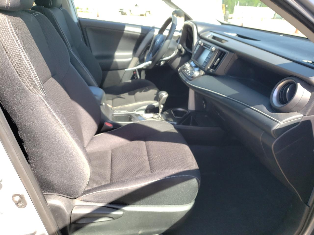 Photo 5 from auction – 2018 TOYOTA RAV4 ADVEN with VIN 2T3RFREV5JW755205