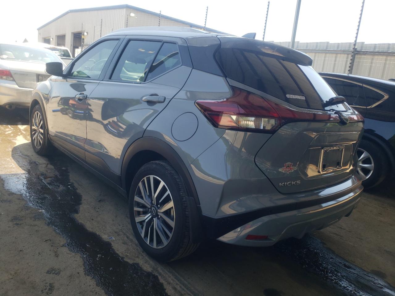 Photo 3 from auction – 2022 NISSAN KICKS with VIN 3N1CP5CV1NL481127