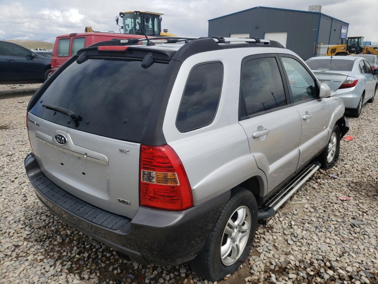 Photo 4 from auction – 2007 KIA SPORTAGE E with VIN KNDJE723777448968