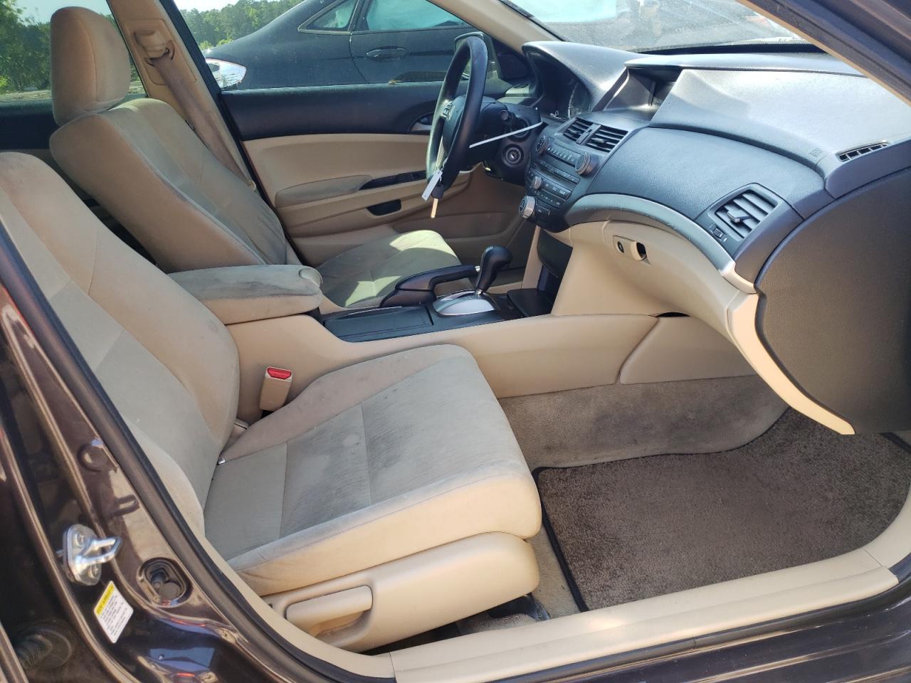 Photo 5 from auction – 2012 HONDA ACCORD LXP with VIN 1HGCP2F45CA088946