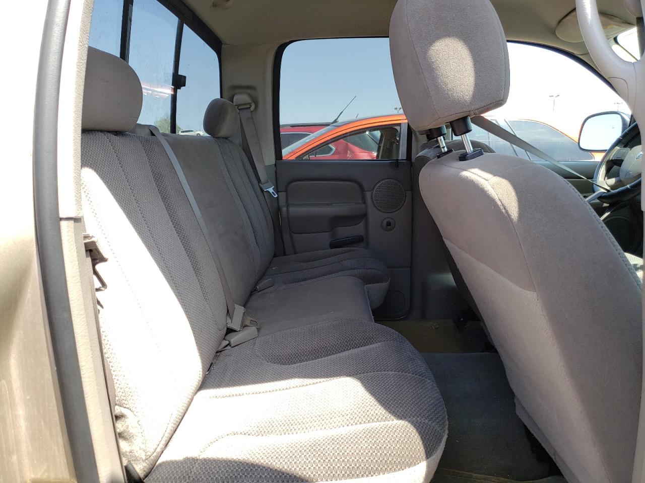 Photo 6 from auction – 2004 DODGE RAM 1500 S with VIN 1D7HU18D74S607646