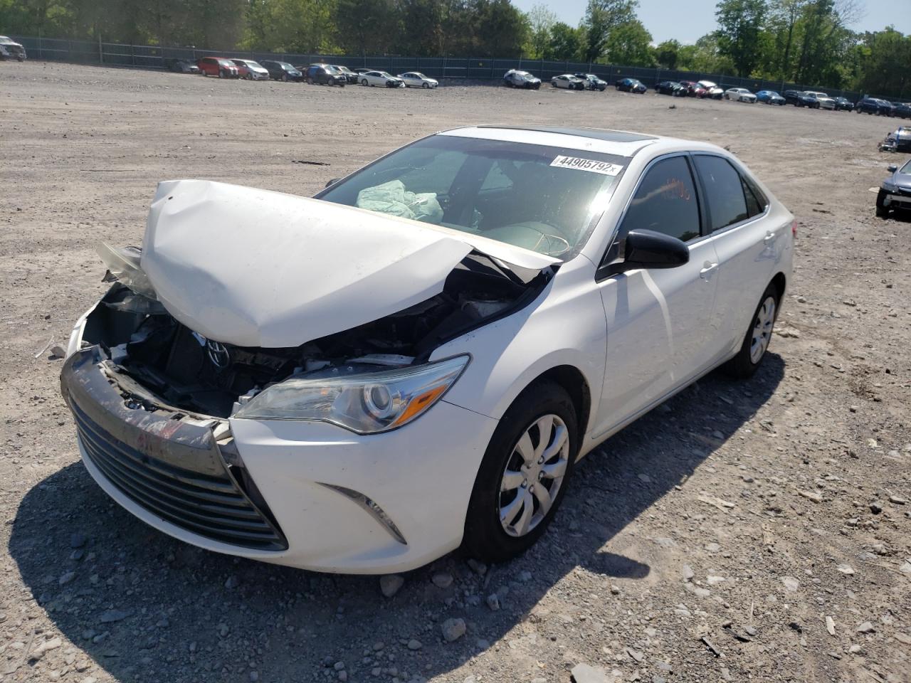 Photo 2 from auction – 2015 TOYOTA CAMRY LE with VIN 4T1BF1FK3FU016633