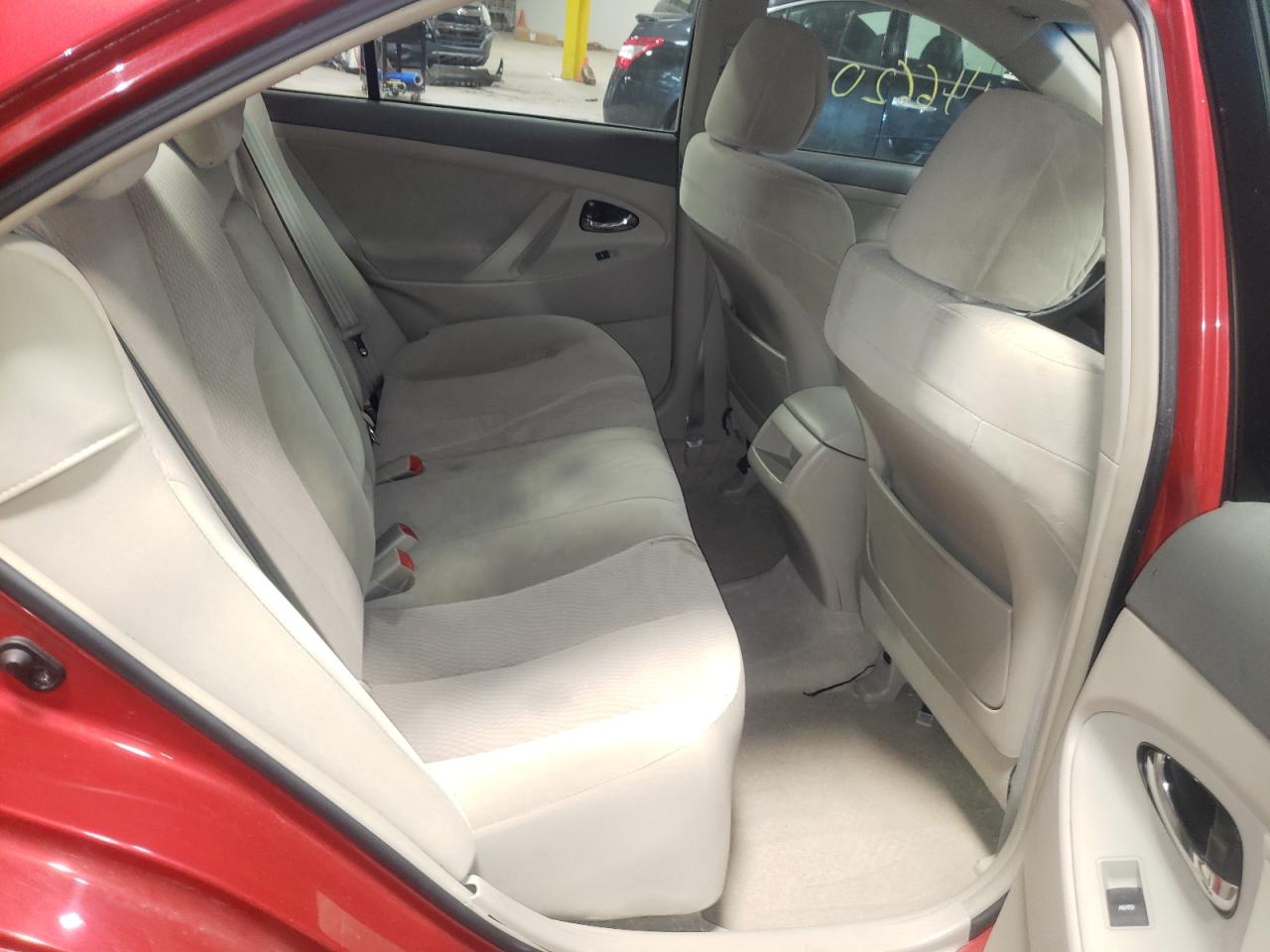 Photo 6 from auction – 2010 TOYOTA CAMRY BASE with VIN 4T1BF3EK9AU049156