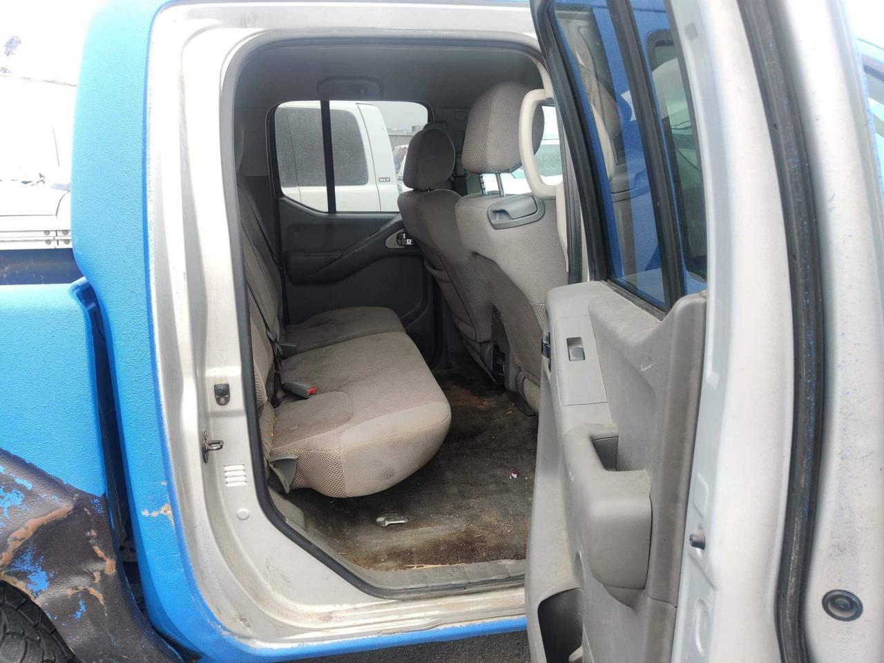 Photo 6 from auction – 2005 NISSAN FRONTIER C with VIN 1N6AD07W85C410633