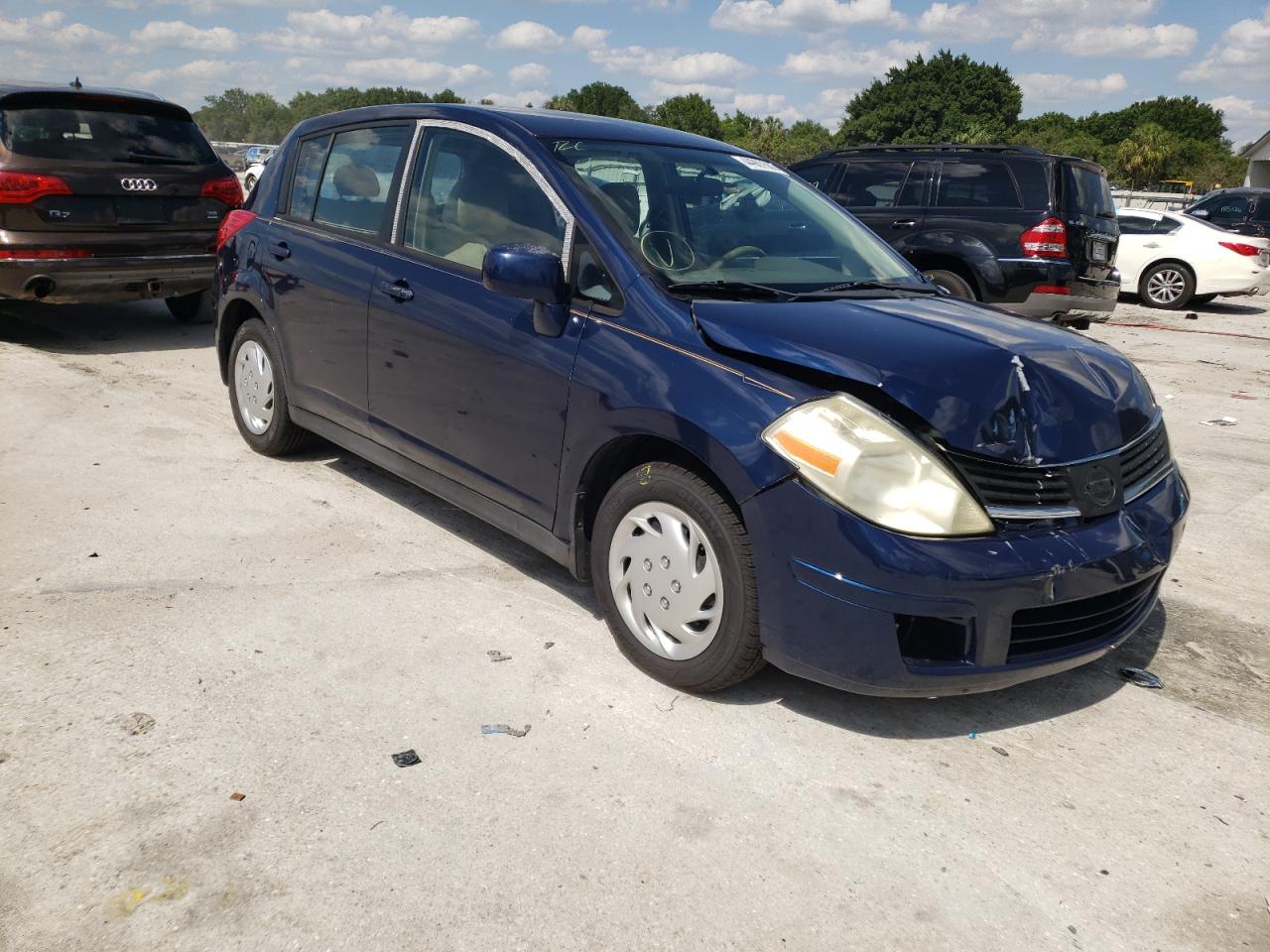 NISSAN VERSA S 2008 with VIN 3N1BC13E28L447265 - Photo from auction