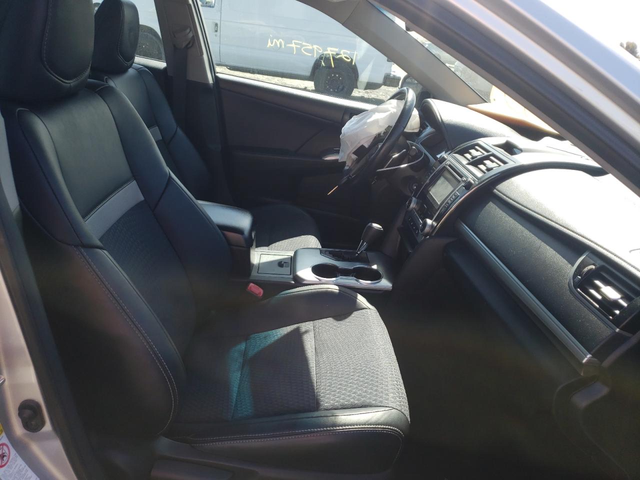 Photo 5 from auction – 2014 TOYOTA CAMRY L with VIN 4T1BF1FK5EU828479