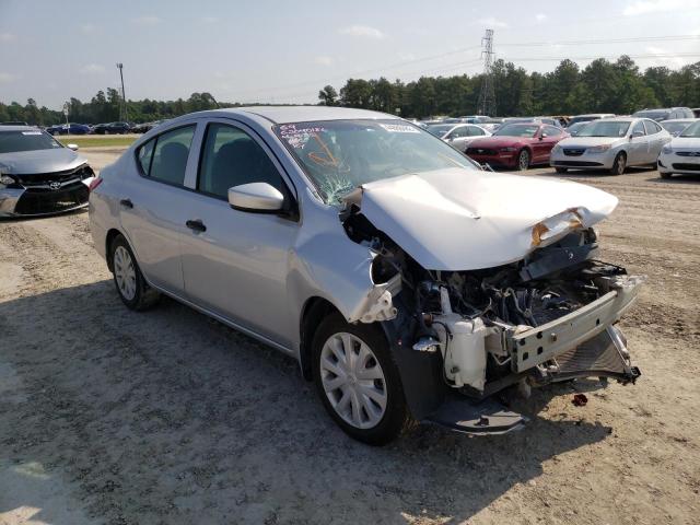 NISSAN VERSA S 2019 with VIN 3N1CN7AP1KL880668 - Photo from auction