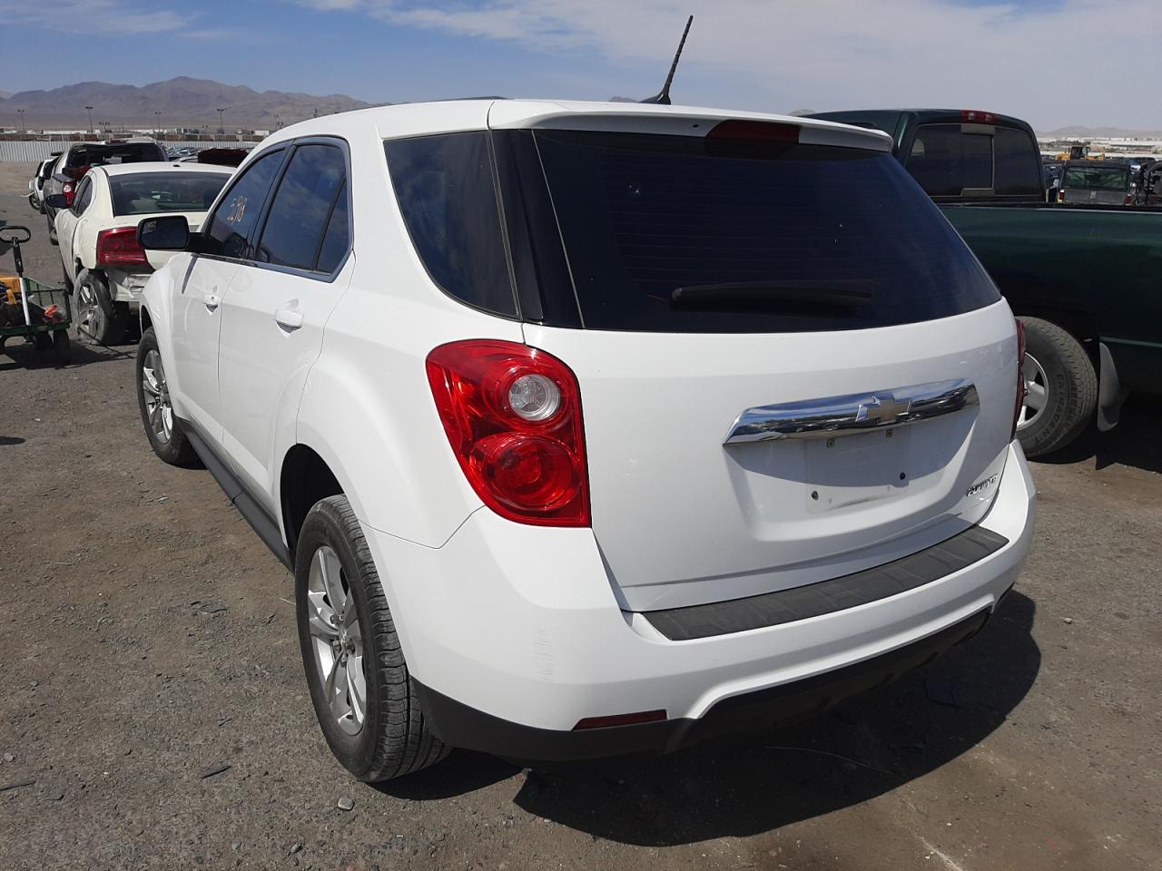 Photo 16 from auction – 2014 CHEVROLET EQUINOX LS with VIN 1GNALAEK1EZ125398