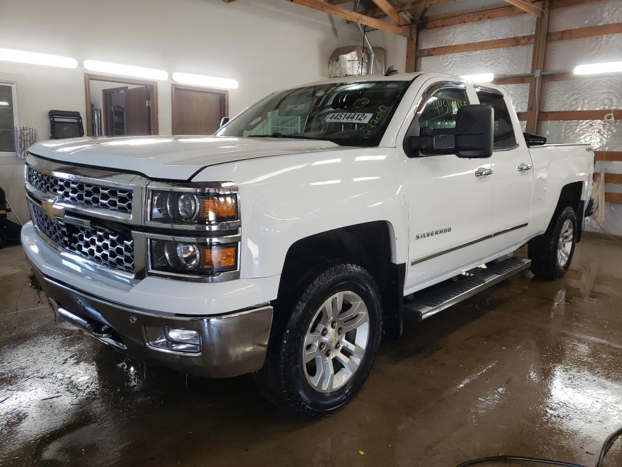 Photo 2 from auction – 2014 CHEVROLET SILVERADO with VIN 1GCVKSEC7EZ222049