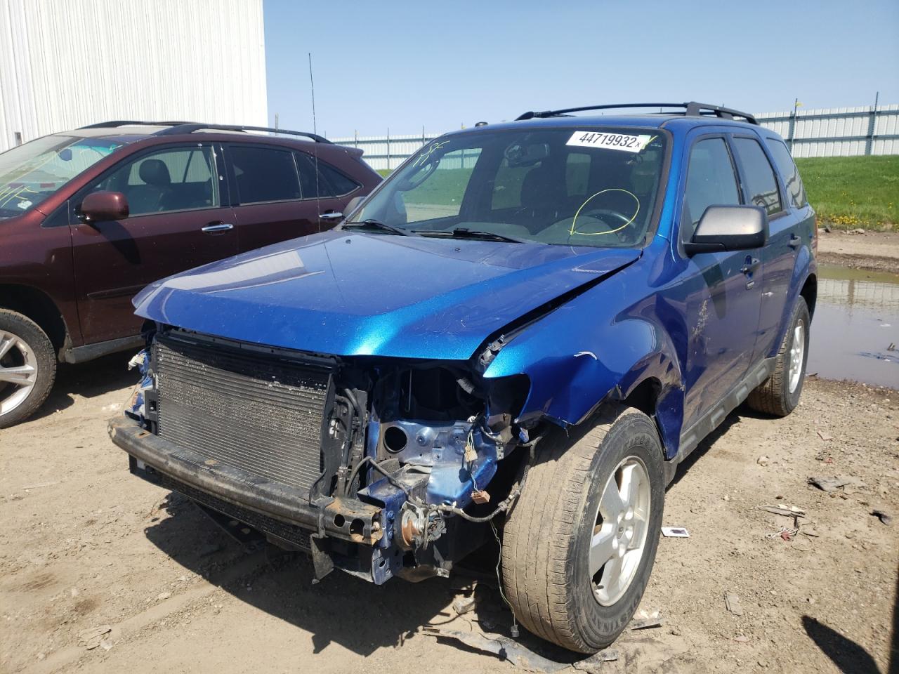 Photo 2 from auction – 2011 FORD ESCAPE XLT with VIN 1FMCU0D71BKA32581
