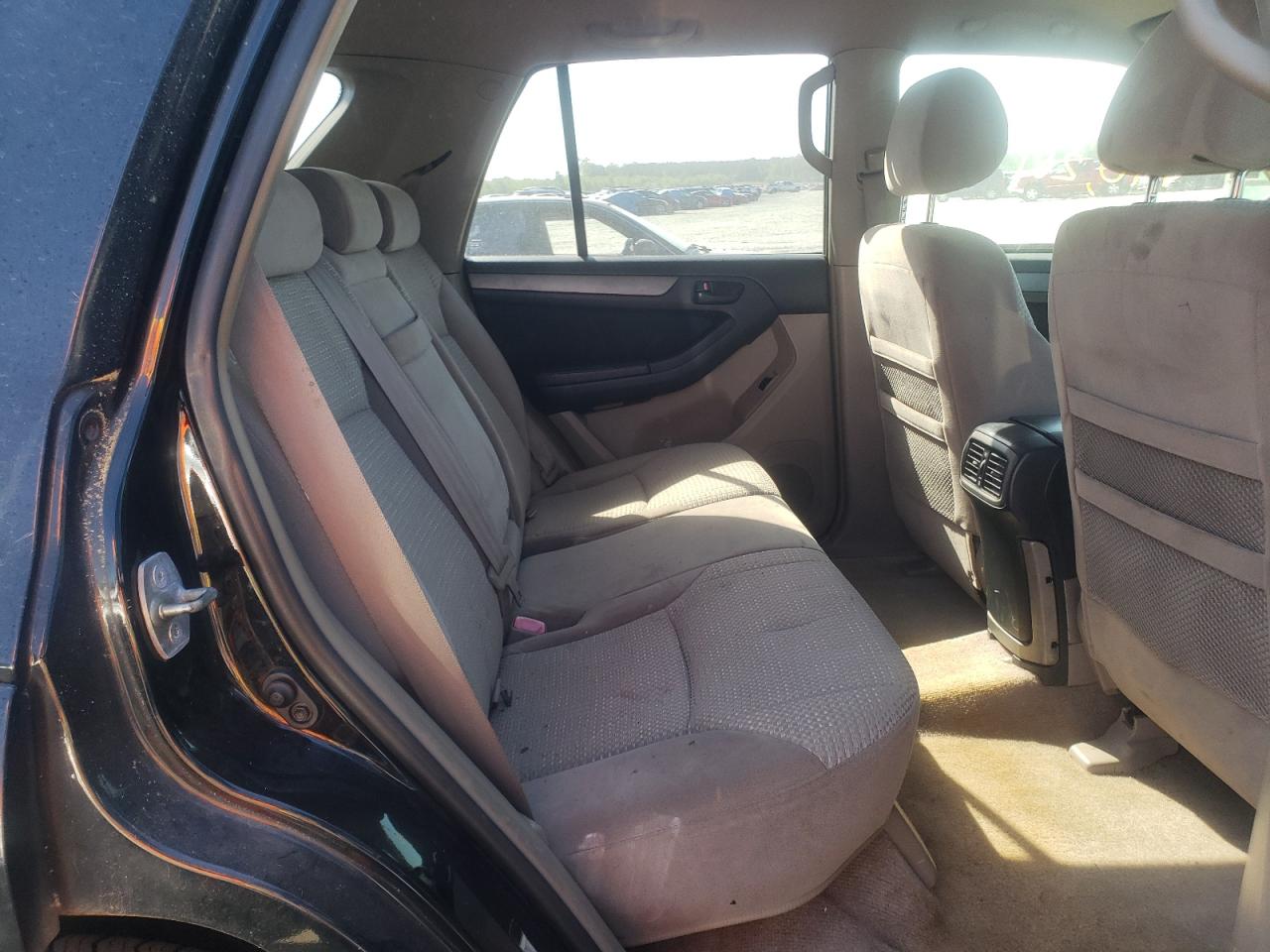 Photo 6 from auction – 2004 TOYOTA 4RUNNER SR with VIN JTEZU14RX48021113