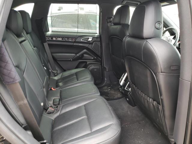 Photo 6 from auction – 2014 PORSCHE CAYENNE with VIN WP1AF2A27ELA33144