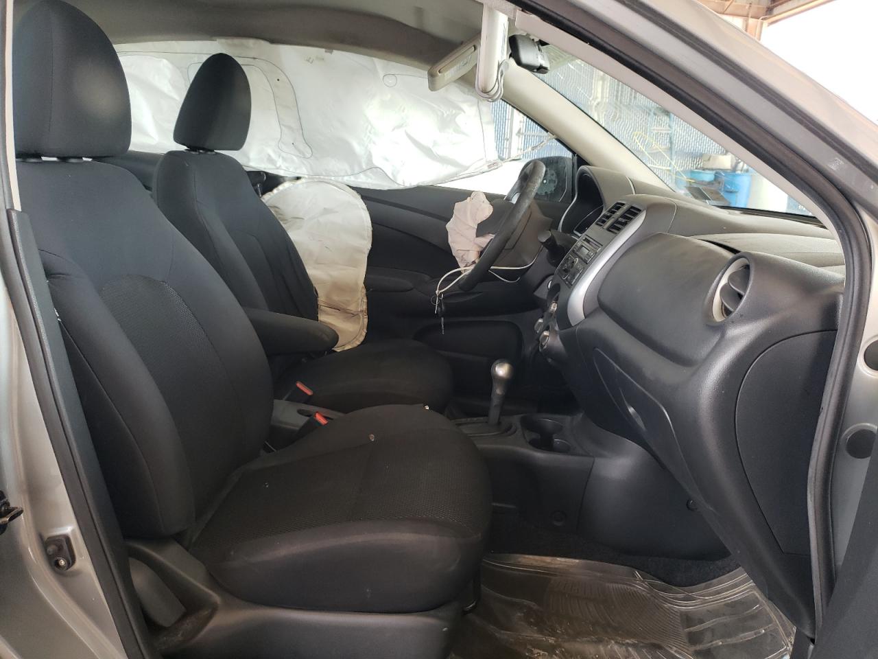 Photo 5 from auction – 2013 NISSAN VERSA S with VIN 3N1CN7AP0DL889087