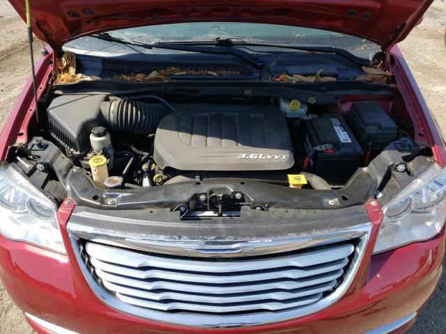 Photo 7 from auction – 2015 CHRYSLER TOWN & COU with VIN 2C4RC1BG2FR588769