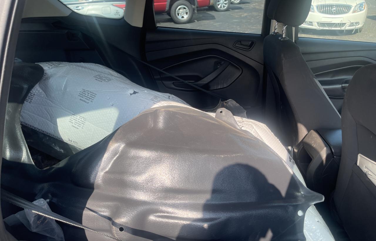Foto 6 de la subasta – 2014 FORD ESCAPE S con VIN 1FMCU0F76EUB69750