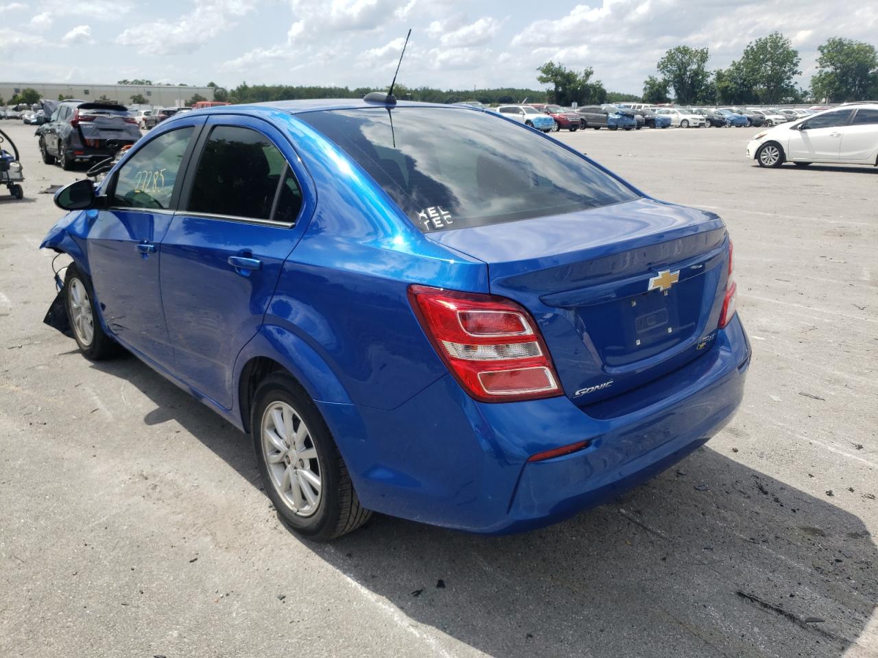 Photo 3 from auction – 2019 CHEVROLET SONIC LT with VIN 1G1JD5SB6K4121821