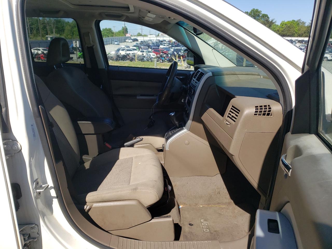 Photo 5 from auction – 2008 JEEP COMPASS SP with VIN 1J8FF47W28D716762