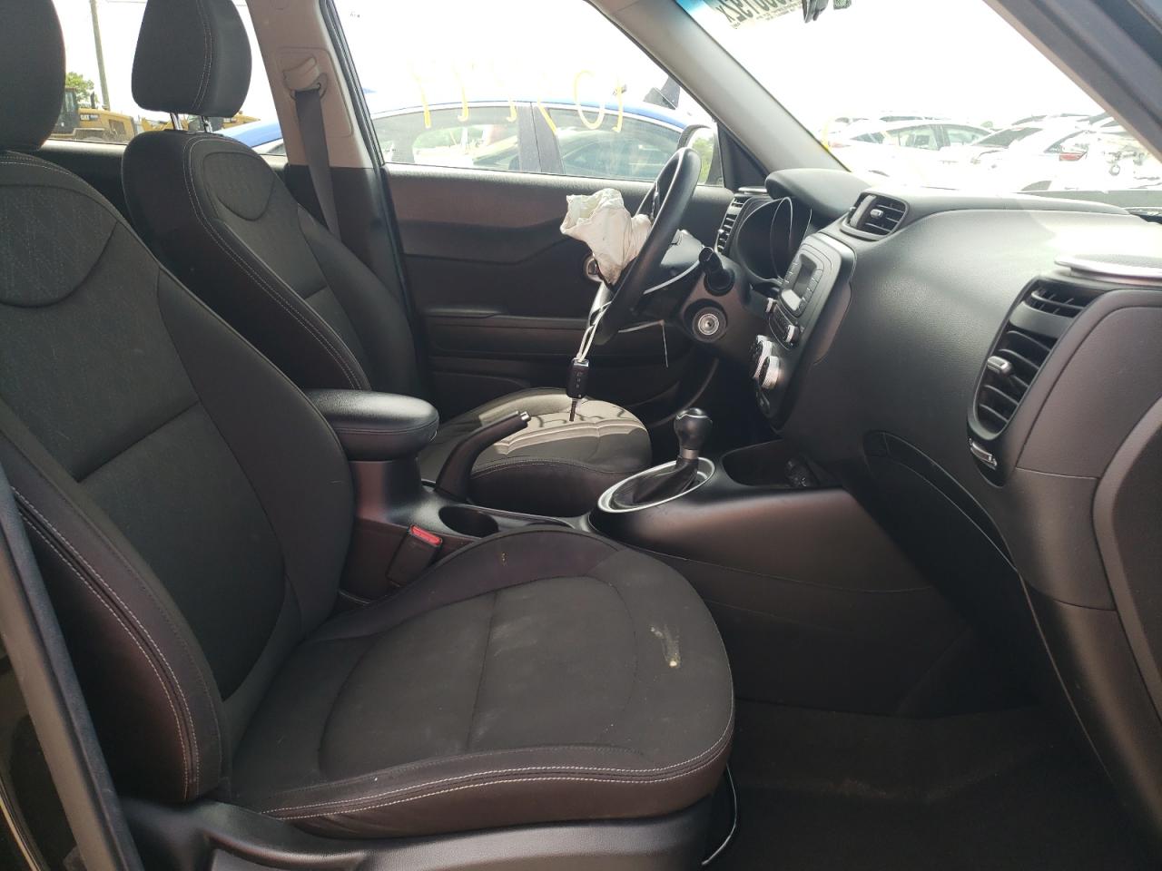 Photo 5 from auction – 2015 KIA SOUL with VIN KNDJN2A21F7789843