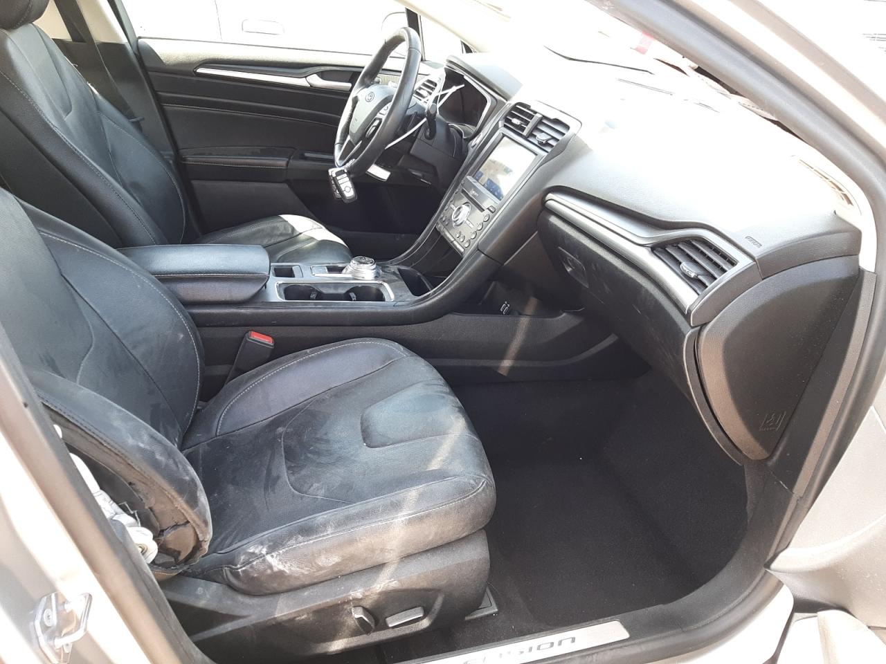 Photo 5 from auction – 2020 FORD FUSION TIT with VIN 3FA6P0D94LR204082