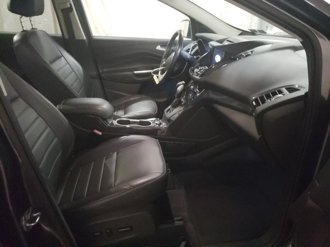 Photo 5 from auction – 2016 FORD ESCAPE TIT with VIN 1FMCU9J91GUB28443