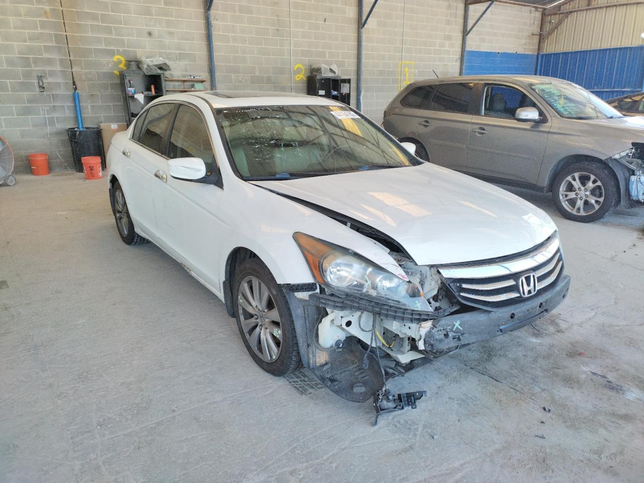 HONDA ACCORD EXL 2012 with VIN 1HGCP3F87CA032113 - Photo from auction