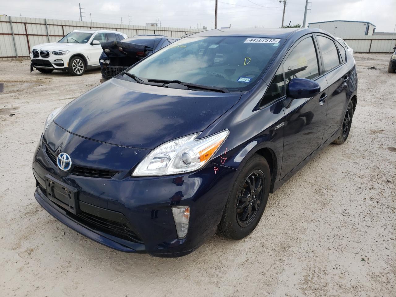 Photo 2 from auction – 2015 TOYOTA PRIUS with VIN JTDKN3DU1F0432582