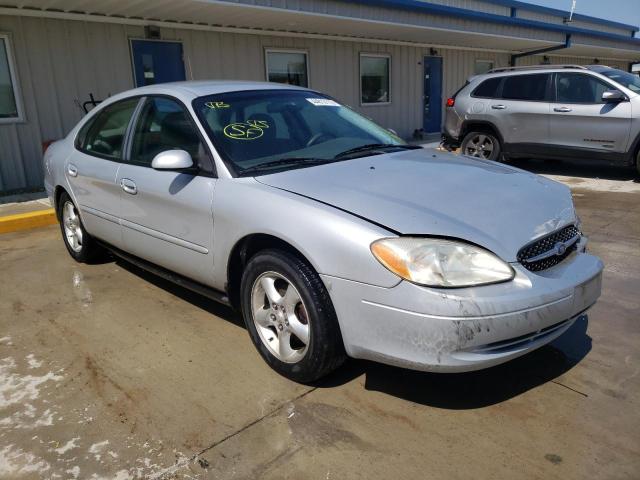 FORD TAURUS SES 2000 with VIN 1FAFP55U0YA107138 - Photo from auction