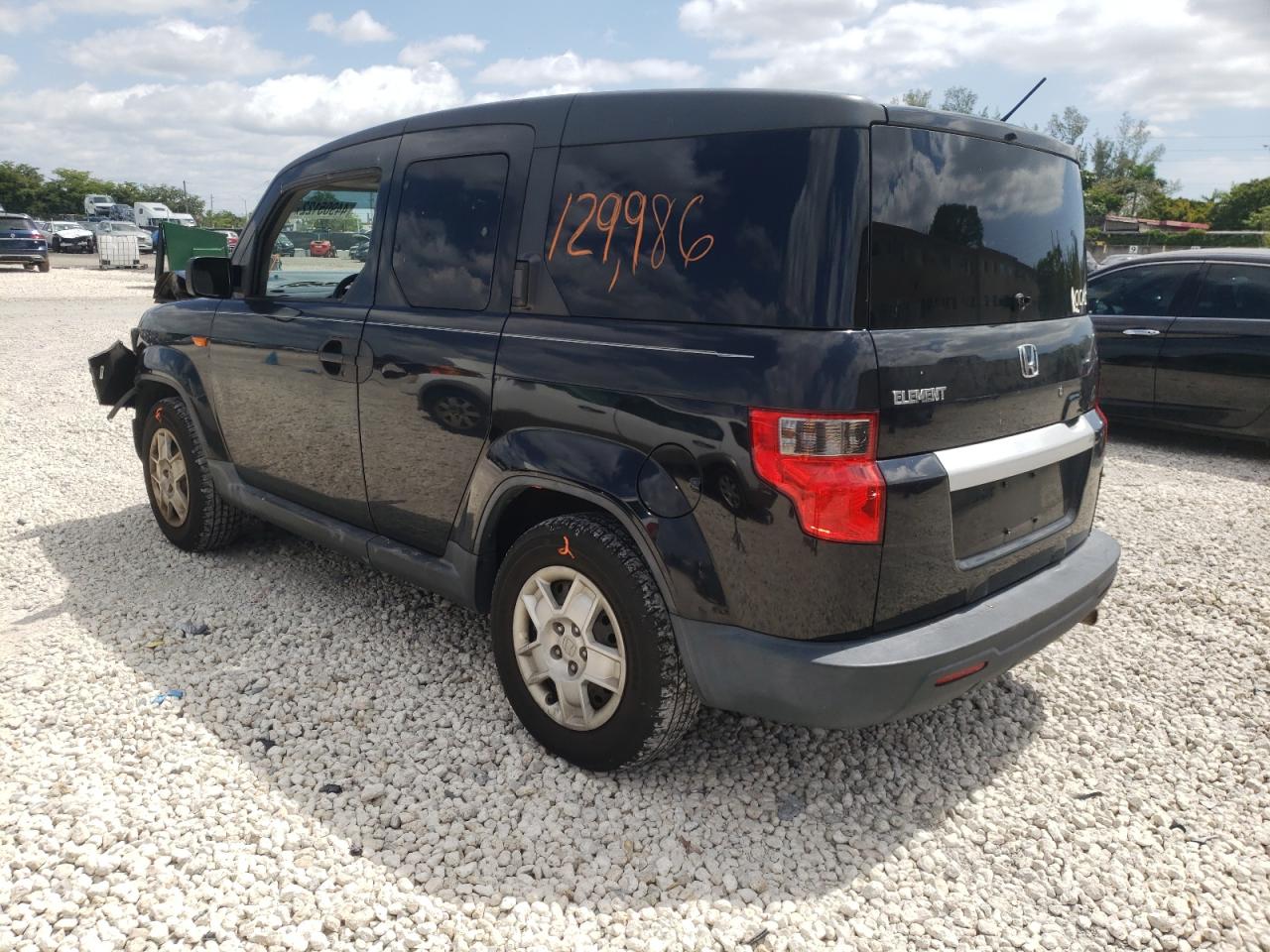 Photo 3 from auction – 2010 HONDA ELEMENT LX with VIN 5J6YH1H35AL001882