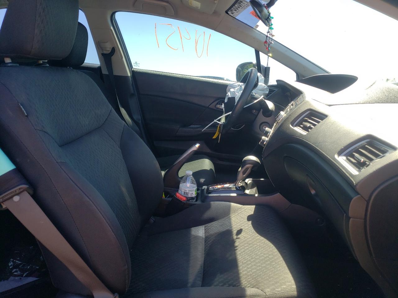 Photo 5 from auction – 2015 HONDA CIVIC LX with VIN 19XFB2F56FE037766