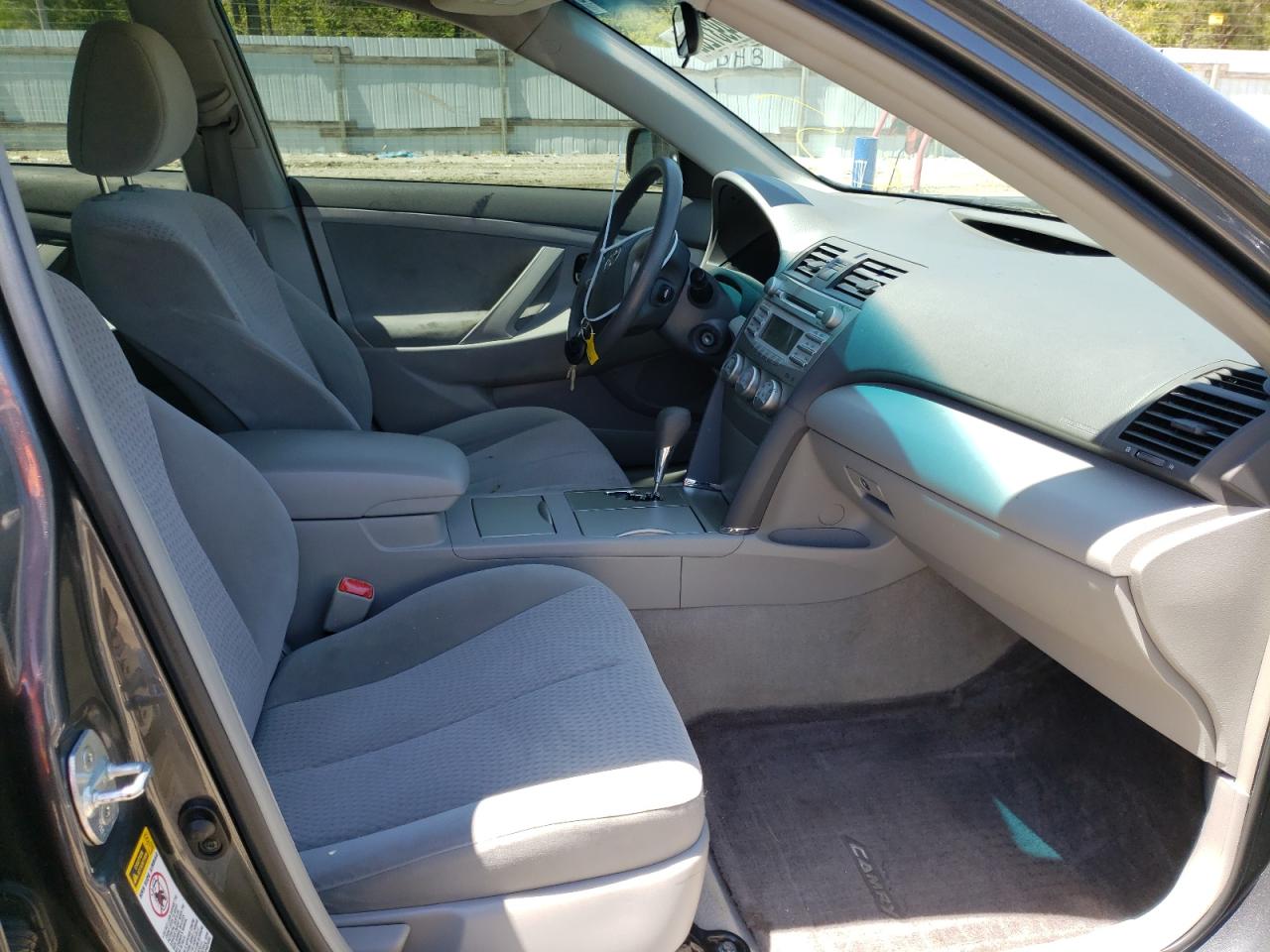 Photo 5 from auction – 2011 TOYOTA CAMRY BASE with VIN 4T1BF3EK6BU154593