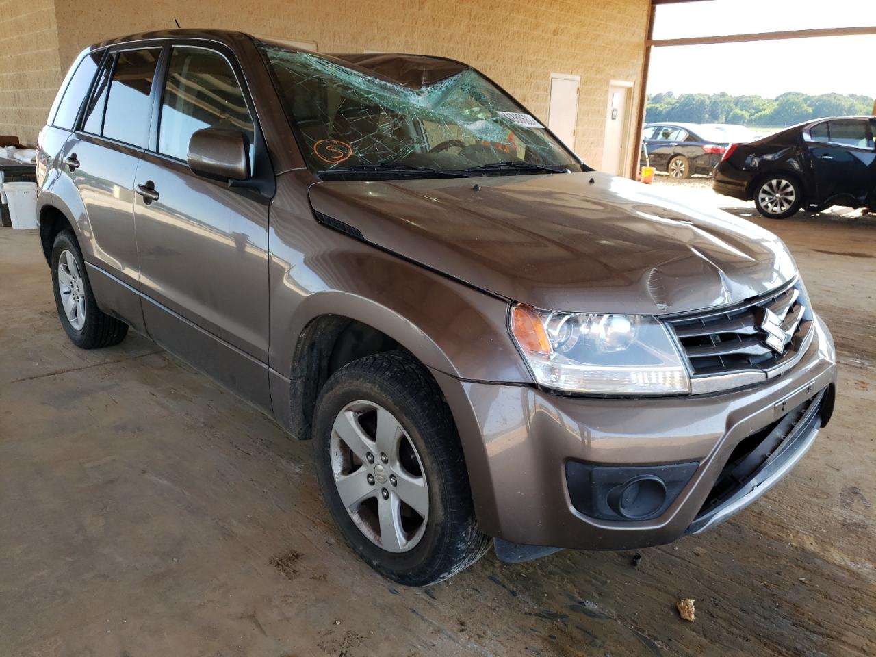 SUZUKI GRAND VITA 2013 with VIN JS3TE0D63D4100168 - Photo from auction
