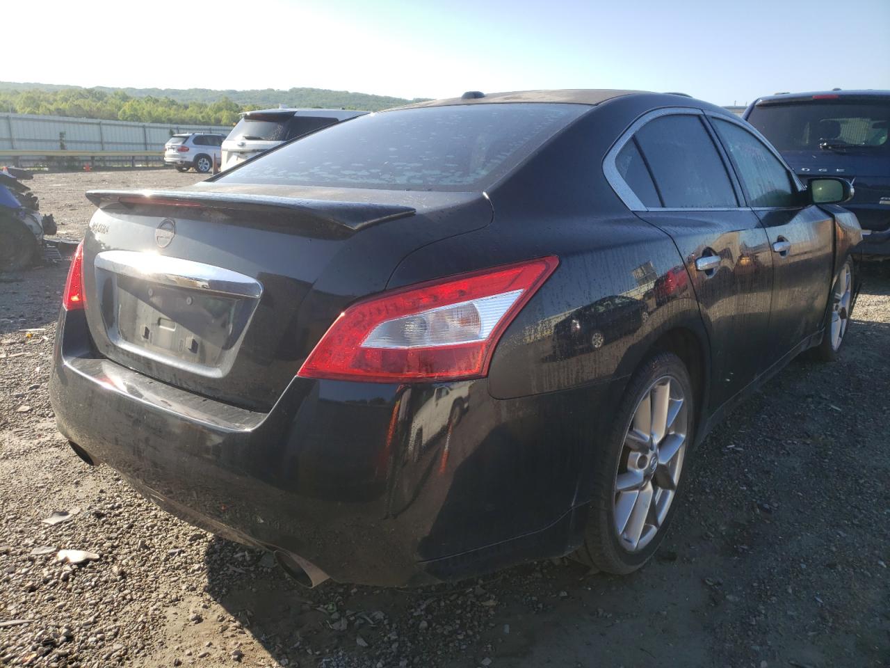 Photo 4 from auction – 2010 NISSAN MAXIMA S with VIN 1N4AA5AP1AC812276