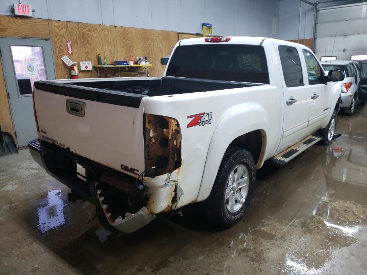 Photo 4 from auction – 2008 GMC SIERRA K15 with VIN 3GTEK13348G235049
