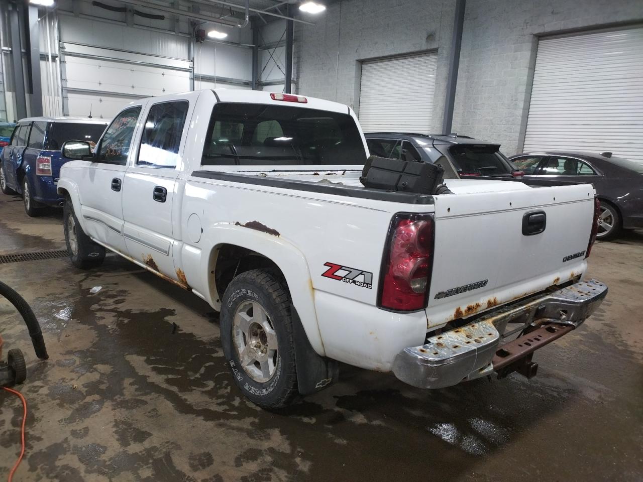 Photo 3 from auction – 2007 CHEVROLET SILVERADO with VIN 2GCEK13Z971146363