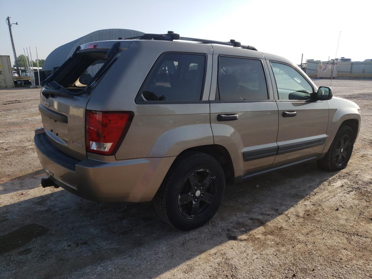 Photo 4 from auction – 2005 JEEP GRAND CHER with VIN 1J4GR48KX5C664260