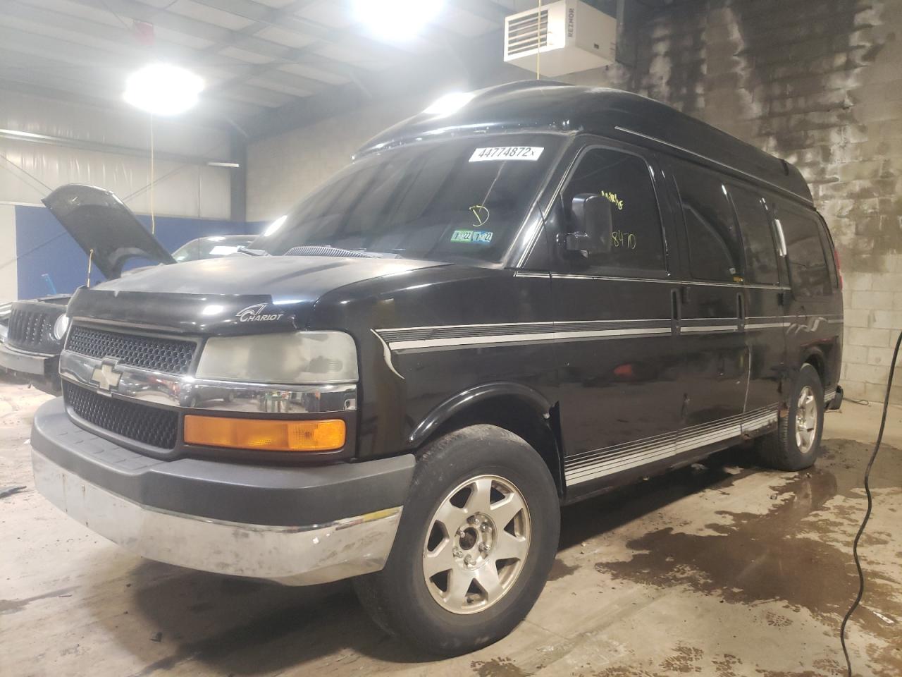 Photo 2 from auction – 2003 CHEVROLET EXPRESS G1 with VIN 1GBFH15T031232337