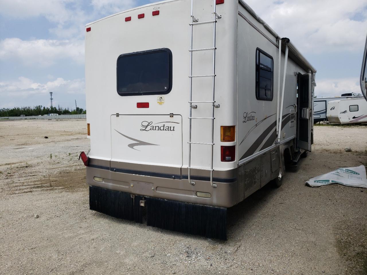 Photo 4 from auction – 2000 FORD F550 SUPER with VIN 1FCLF53S5Y0A11643