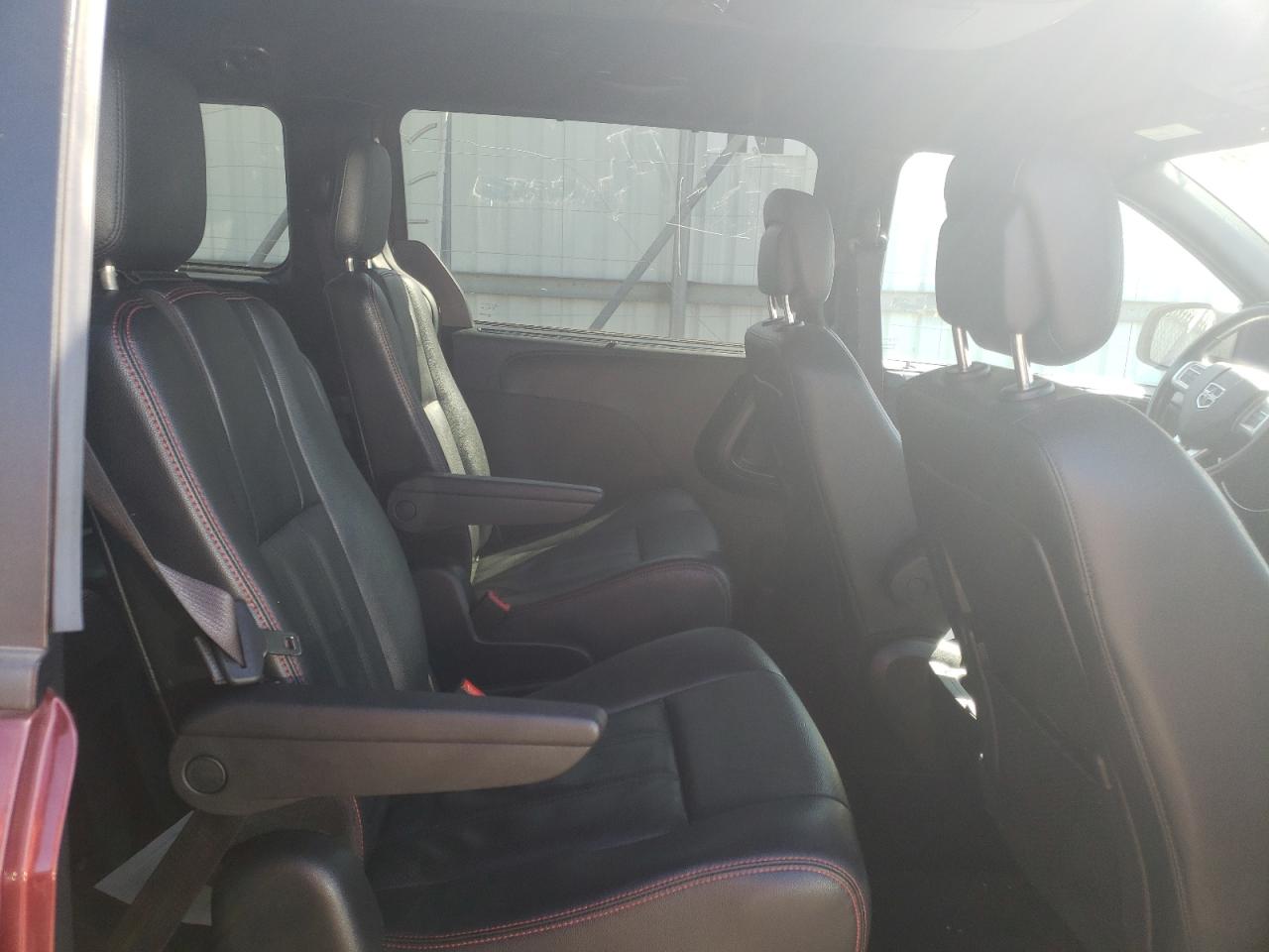 Photo 6 from auction – 2019 DODGE GRAND CARA with VIN 2C4RDGEG4KR764839