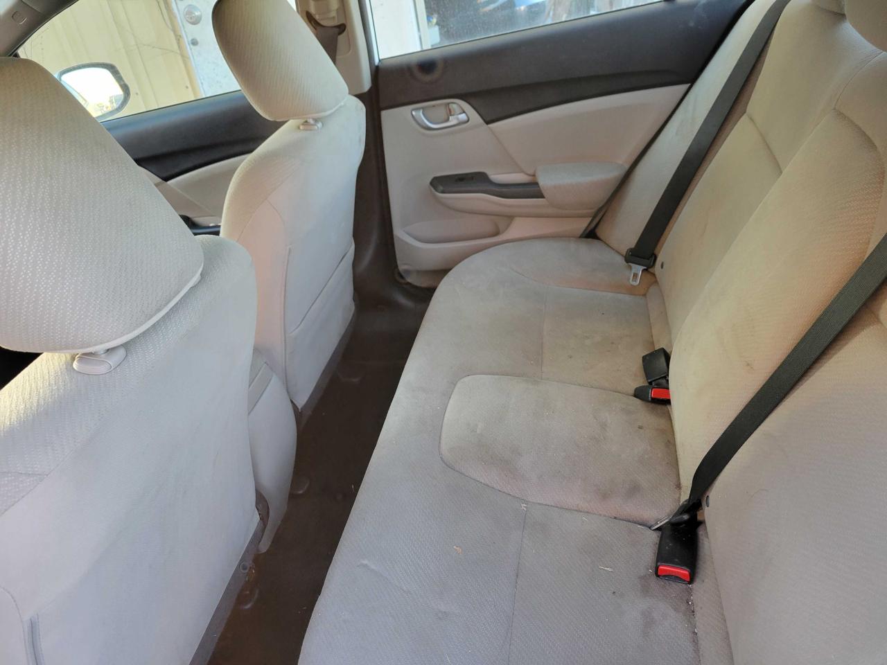 Photo 6 from auction – 2013 HONDA CIVIC LX with VIN 19XFB2F53DE076344