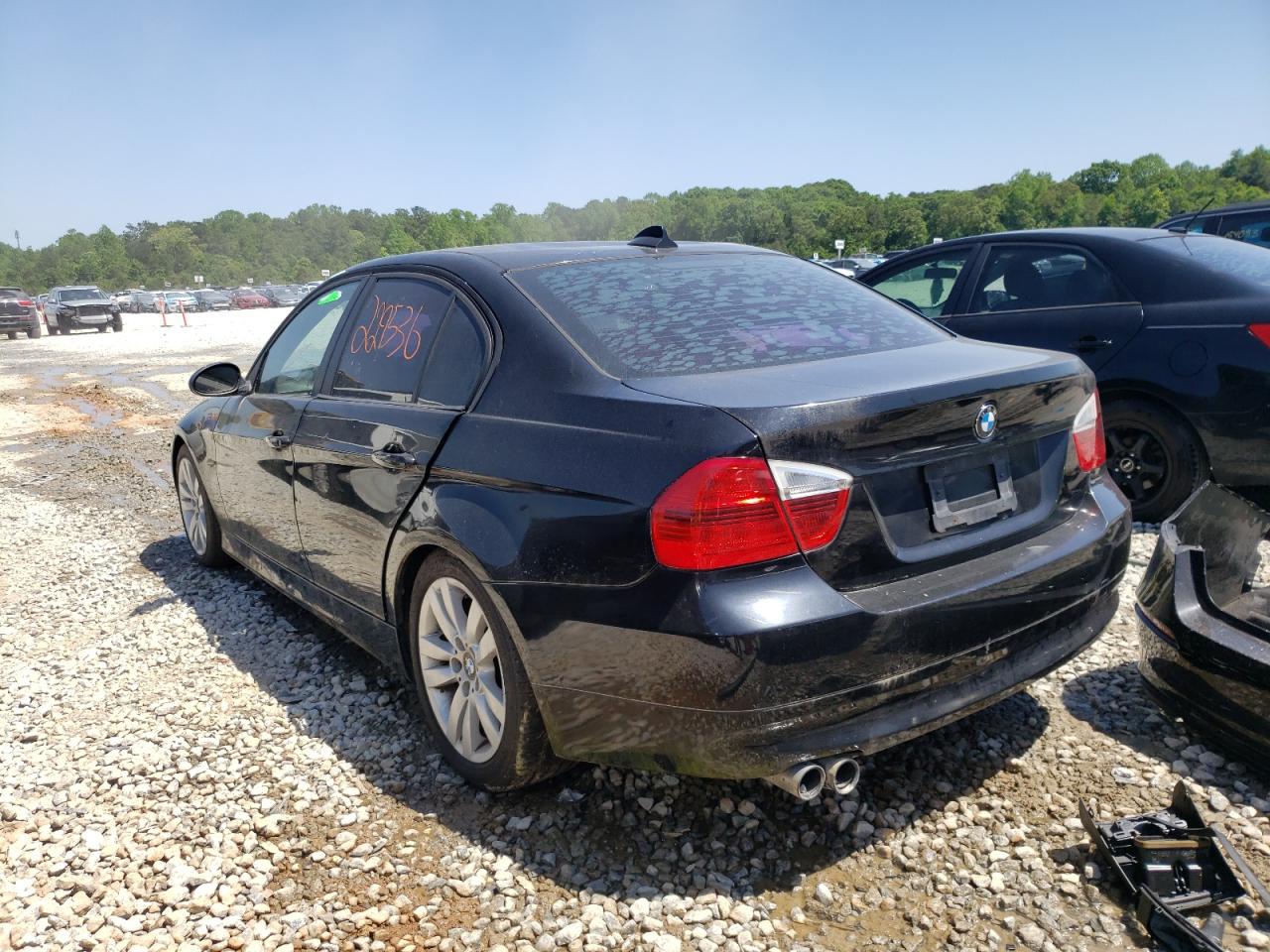 Photo 3 from auction – 2006 BMW 330 I with VIN WBAVB33596PS15110