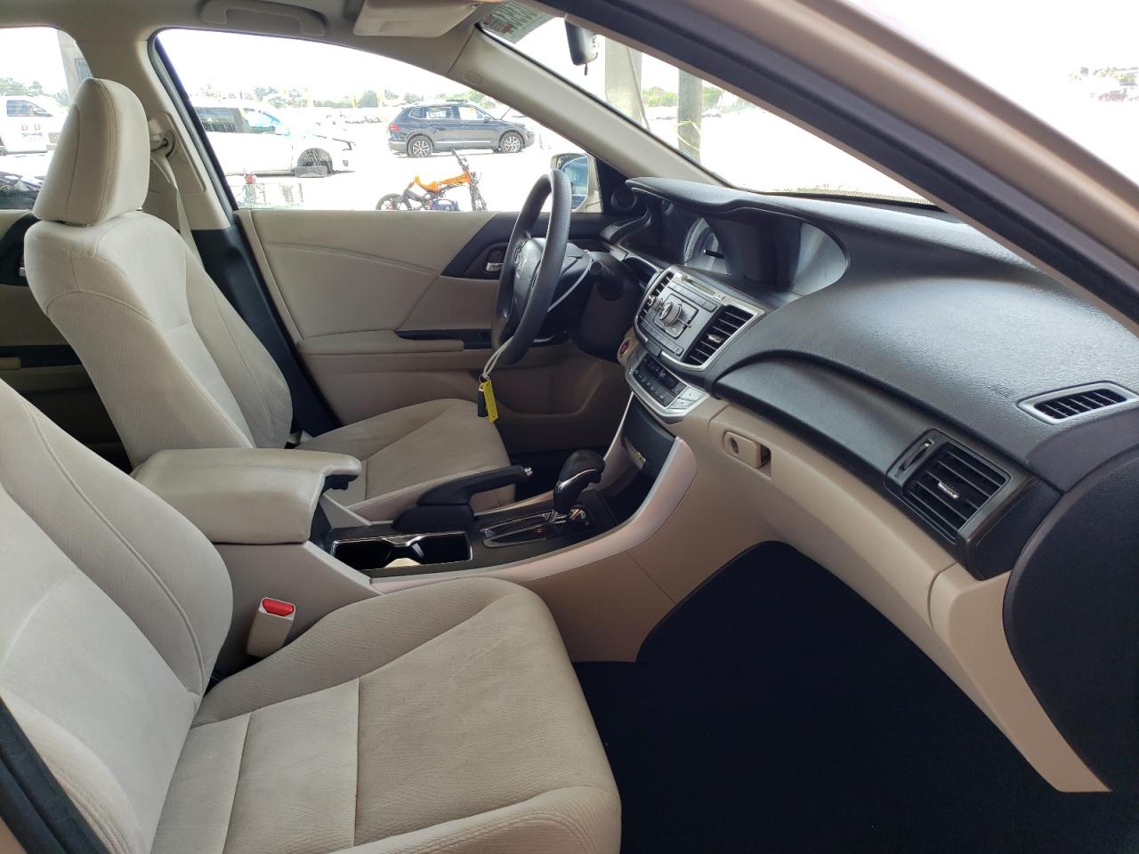 Photo 5 from auction – 2014 HONDA ACCORD EX with VIN 1HGCR2F72EA195590