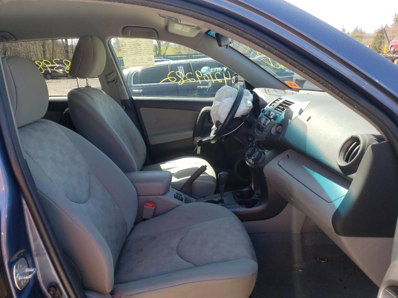 Photo 5 from auction – 2011 TOYOTA RAV4 with VIN 2T3BF4DVXBW109908