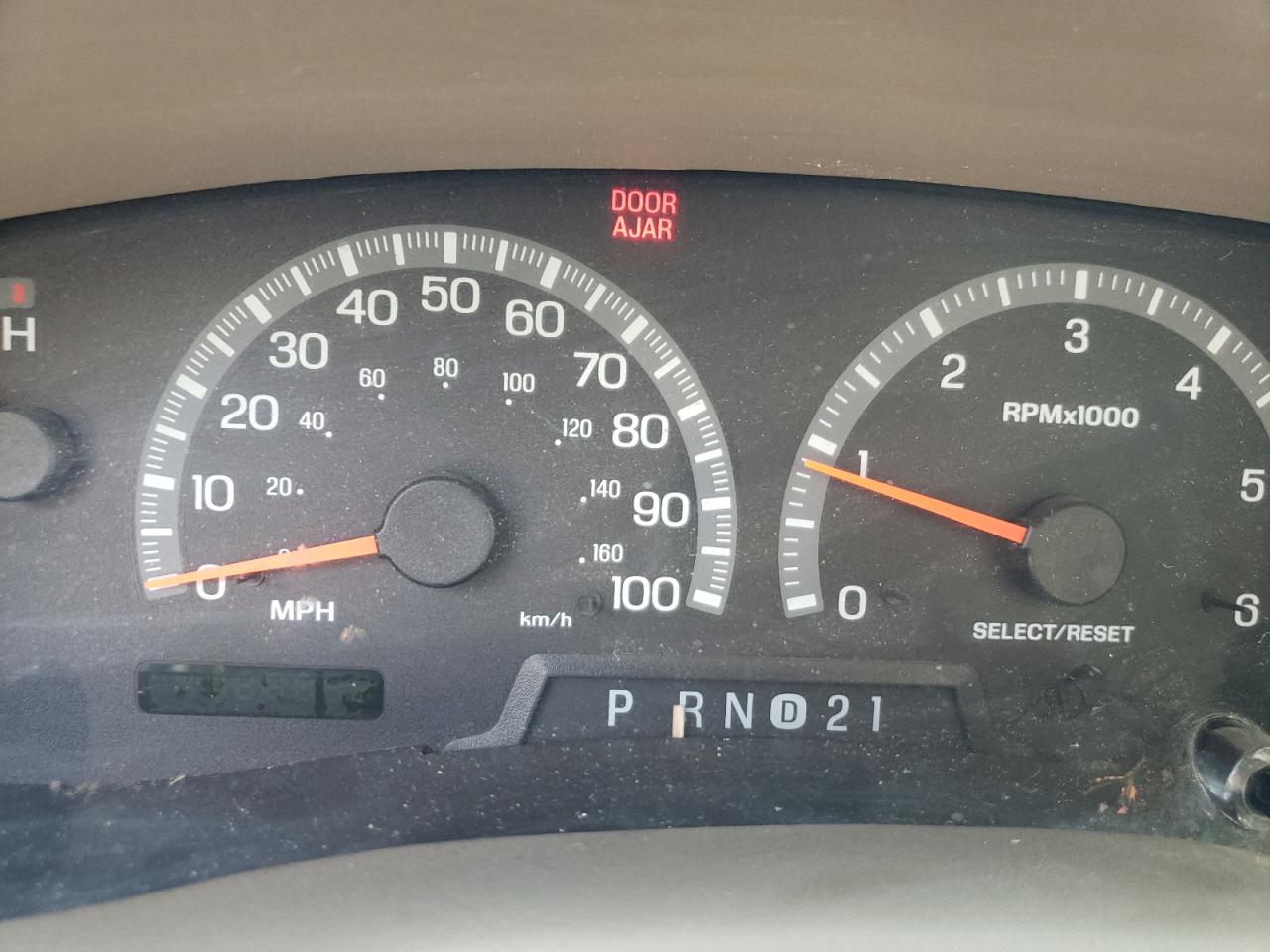 Photo 8 from auction – 2001 FORD EXPEDITION with VIN 1FMEU17L11LB09532
