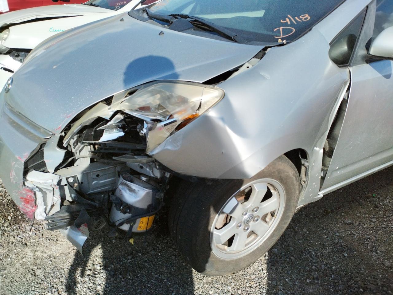 Photo 9 from auction – 2005 TOYOTA PRIUS with VIN JTDKB20U453108967